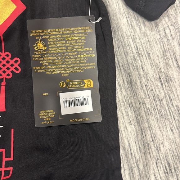 White Rabbit and March Hare T-Shirt for Adults. Year of Rabbit. Brand New Medium - Picture 3 of 8